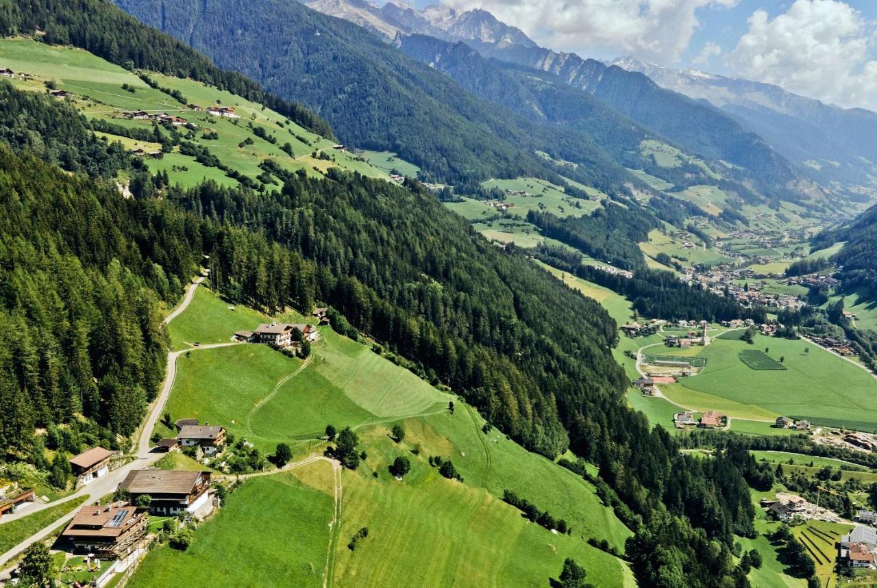 Grossstahlhof Mountain & Panorama View Apartment Ahrntal Exterior foto